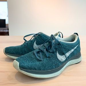 Nike Flyknit Lunar1